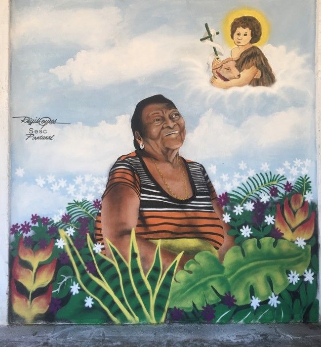 Moradoras viram obra de arte em homenagem do Sesc Pantanal aos 240 anos de Poconé