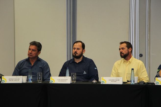 Aprosoja-MT reúne produtores de todo Estado para fortalecimento das ações