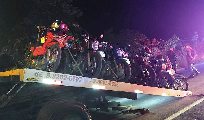 Após racha de veículos, 11 motociclistas são presos pela Polícia Militar em Cuiabá
