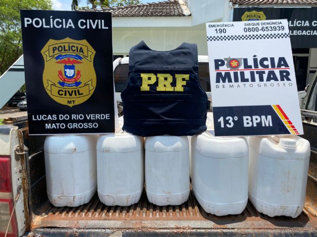 Quatro pessoas são presas transportando grande quantidade agrotóxico contrabandeado em Lucas do Rio Verde