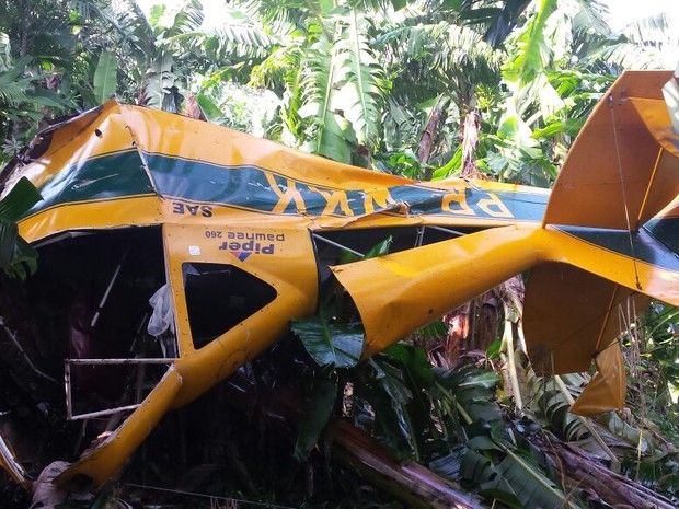 SC - Dois aviões agrícolas se acidentam em plantação de bananas; Pilotos que colidiram tinham mais de 20 anos de experiência