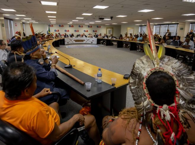 Brasília - Lideranças indígenas dizem não ao marco temporal e ao arrendamento em audiência pública na OAB