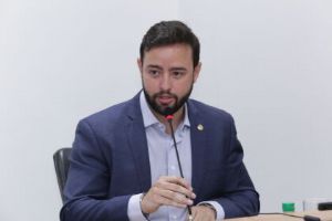 Deputado destina R$ 200 mil de suas emendas para aquisição de castramóvel em Canarana
