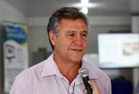 Ex prefeito de Água Boa Mauro Rosa da Silva é lançado como pré-candidato a Deputado Federal. Assista a entrevista