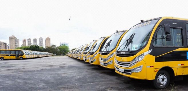 MEC entrega 180 ônibus escolares para municípios do estado de SP